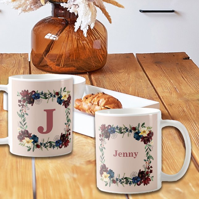 Mug Flores romantiques Monogramme personnalisé (Créateur téléchargé)