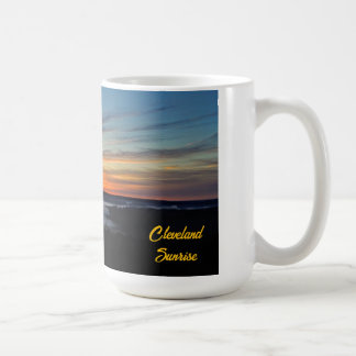 Mug Foggy Cleveland Sunrise au-dessus des Metro Parks