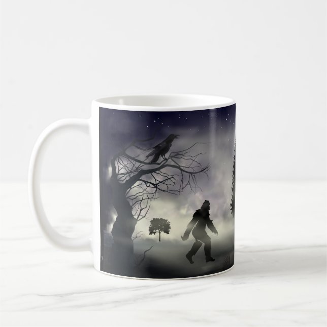 Mug Forêt de Sasquatch - Corbeau et Bigfoot (Gauche)