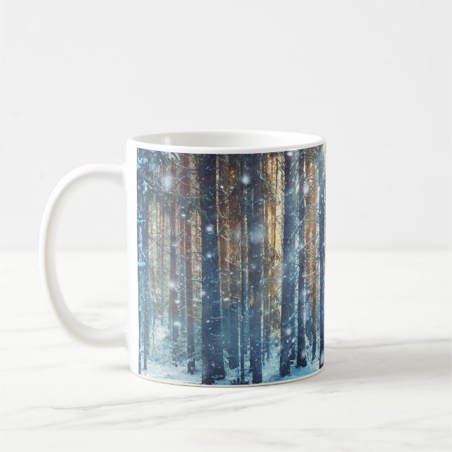 Mug Forêt neigeuse Scène hivernale gelée (Gauche)