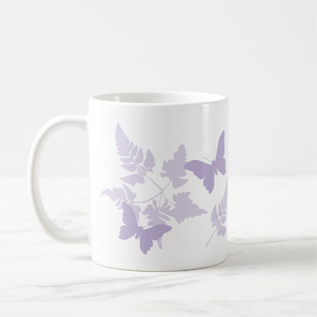 Mug Fougères pourpres de lavande de papillons (Gauche)
