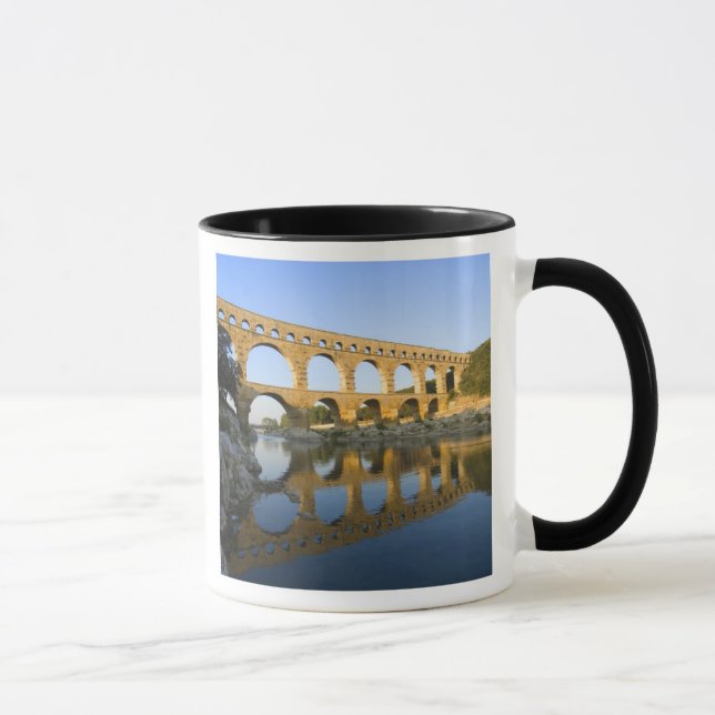 Mug France, Avignon. L'aqueduc romain du Pont du Gard (Droite)