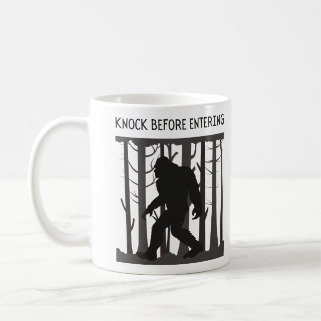 Mug frapper la silhouette de bigfoot drôle avant d'ent (Gauche)