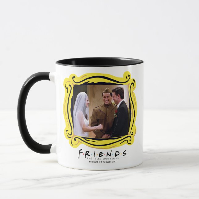 Mug FRIENDS™ | Joey épouse Monica et Chandler (Gauche)