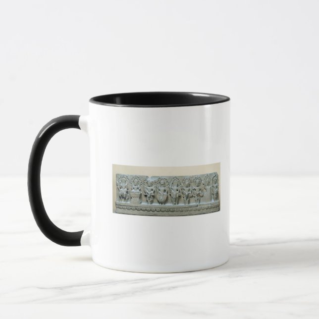 Mug Frise dépeignant neuf divinités (Gauche)