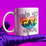 Mug Fun auto-ironique lgbt pride réveillé gay à nouvea<br><div class="desc">Fun café LGBTQ avec un coeur arc-en-ciel et la citation auto-ironique "Woke up gay again" en noir et blanc polices typographiques modernes pour Pride Mois.</div>