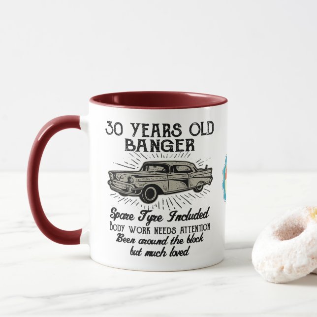 Mug Funny 30th Birthday Retro Car Banger Date d'ajout (Avec donut)