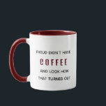 Mug Funny Freud n’avait pas de psychologie du café<br><div class="desc">Commencez votre journée avec une touche d'humour et une bonne dose de caféine ! Cette tasse excentrique présente la citation excentrique "Freud n’avait pas de café et regarde comment ça s’est passé", offrant un clin d’oeil ludique à l’un des grands de la psychologie. Que vous soyez un thérapeute, un étudiant...</div>