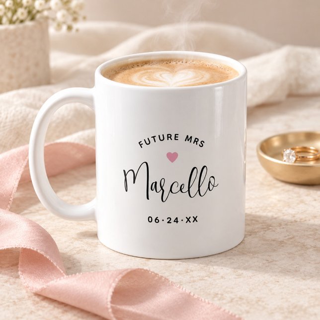 Mug Future Mme Nom personnalisé Script Mariage Noir (Créateur téléchargé)