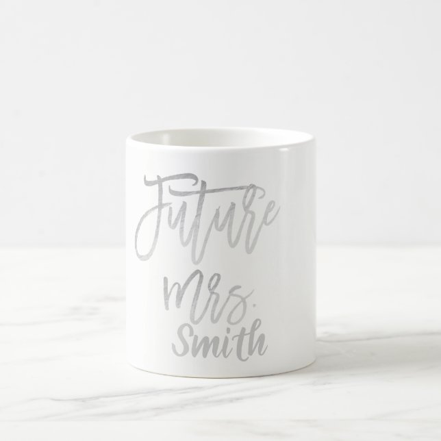 Mug FUTURE Mme Silver Nom de jeune fille personnalisé  (Centre)