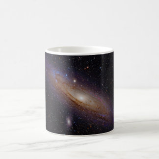 Mug Galaxie d'Andromeda prise avec le filtre d'alpha