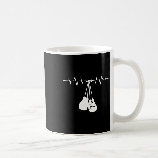 Mug Gants Blanches En Boxe Accrochés Sur La Boxe Coeur (Droite)