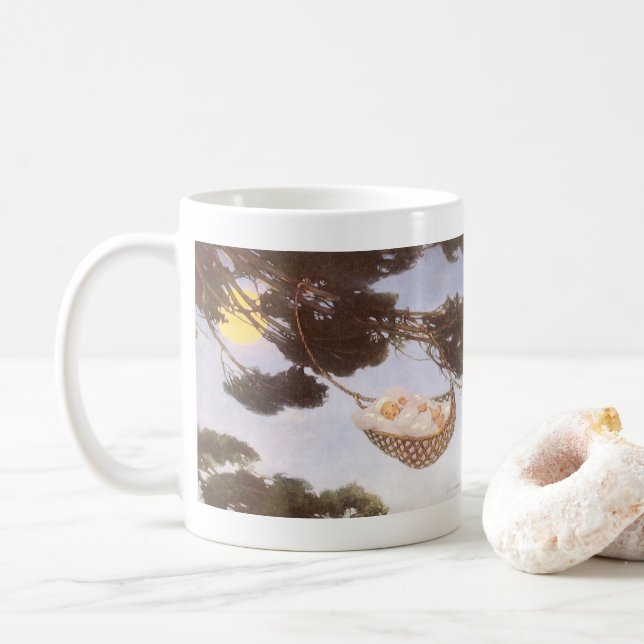Mug Garçon dans Hassoc Tree par Jessie Willcox Smith (Avec donut)