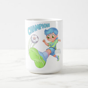 Mug Garçon de football donnant un coup de pied au ball
