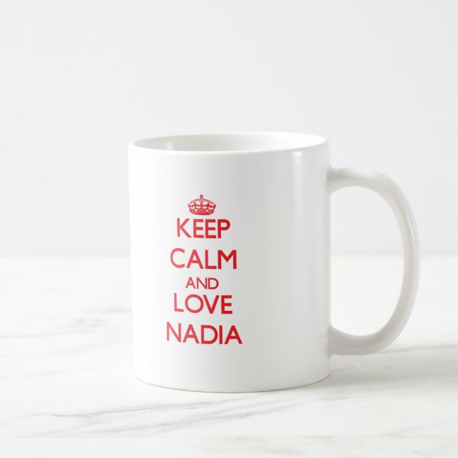 Mug Gardez le calme et aimez Nadia (Droite)