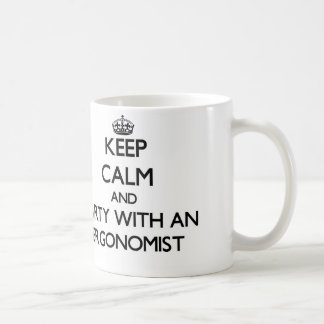 Mug Gardez le calme et la partie avec un ergonomiste