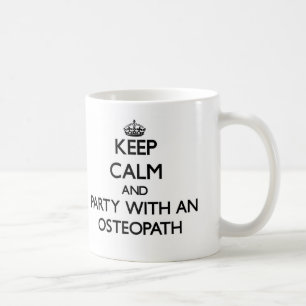 Mug Gardez le calme et la partie avec un ostéopathe