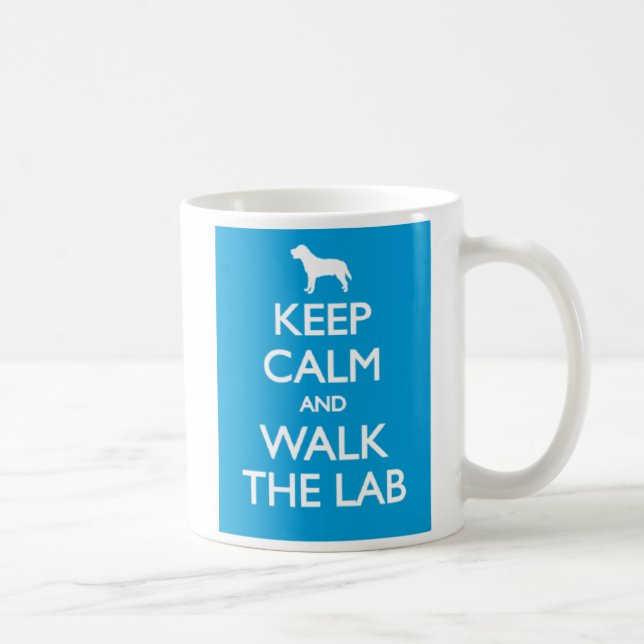 Mug Gardez le calme et marchez le Labrador (Droite)