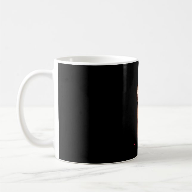 Mug Gâteau d'anniversaire drôle avec costume de paress (Gauche)