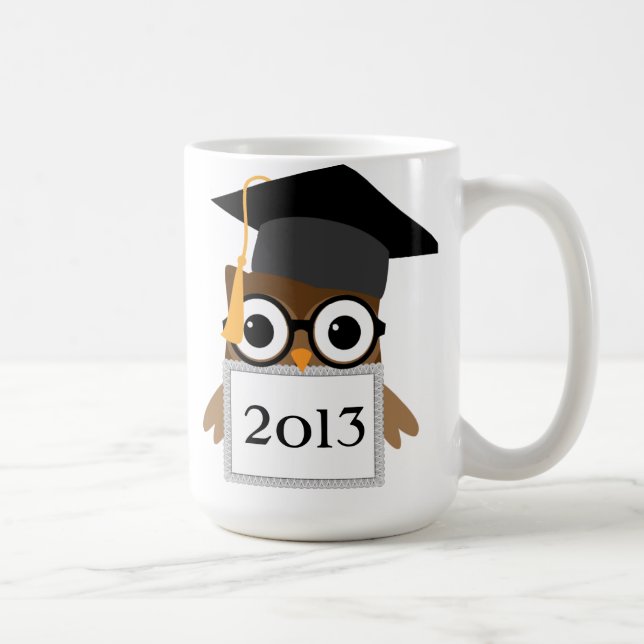 Mug Geeky Owl avec Grad Casquette Classe de Graduation (Droite)