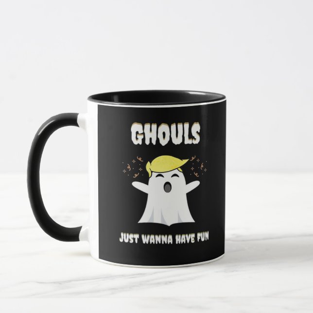 Mug Ghouls veut juste avoir un design rétro amusant (Gauche)