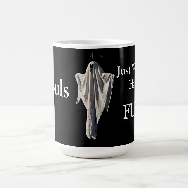 Mug Ghouls veut juste s'amuser (Centre)