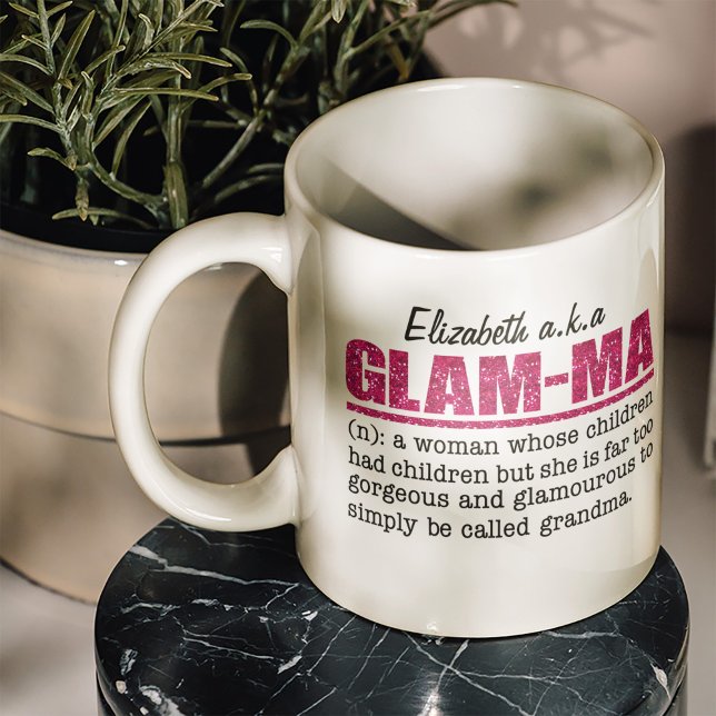 Mug Glam Rose Ma - Grand-mère (Show your inner diva and forever glam attitude with this faux glitter hot pink Glam-Ma mug.)