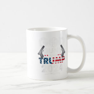 Mug God Guns Et Trump 2024 États-Unis Drapeau Américai