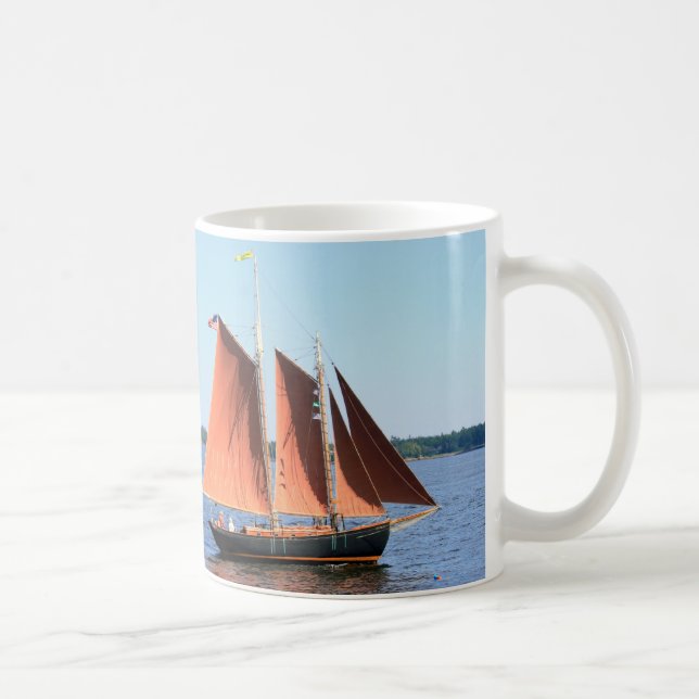 Mug goélette à voile rouge (Droite)