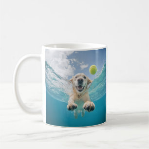 Mug Golden Retriever Diving Tennis Ball Sous l'eau