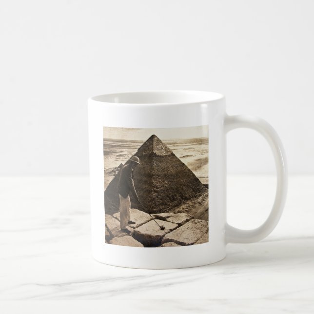 Mug Golf à la sépia de pyramide modifiée la tonalité (Droite)