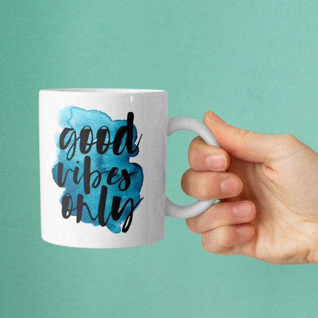 Mug Good Vibes Bleu Profond Uniquement Brosse Script C (Créateur téléchargé)