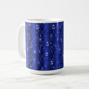 Mug gouttes de pluie sur le métal bleu