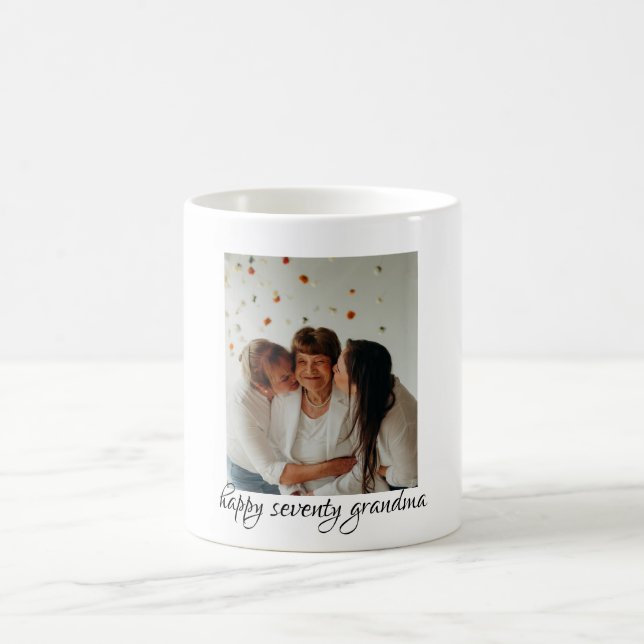 Mug Grand-mère d'anniversaire heureuse de trois généra (Centre)