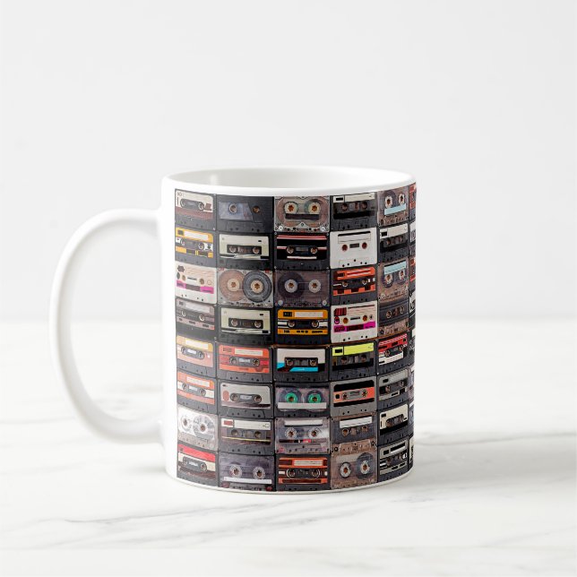Mug Grande collection de cassettes audio. Musique rétr (Gauche)