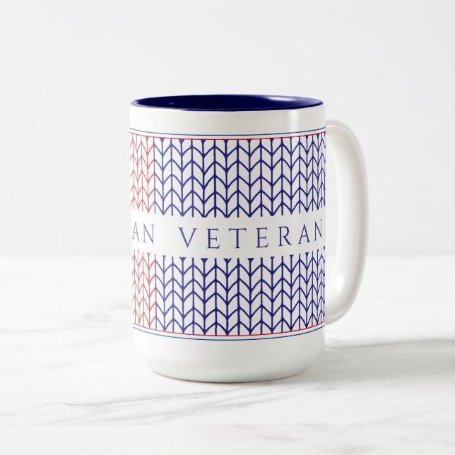 Mug Grande Marine Deux Tons "VÉTÉRAN AMÉRICAIN" (Devant droit)