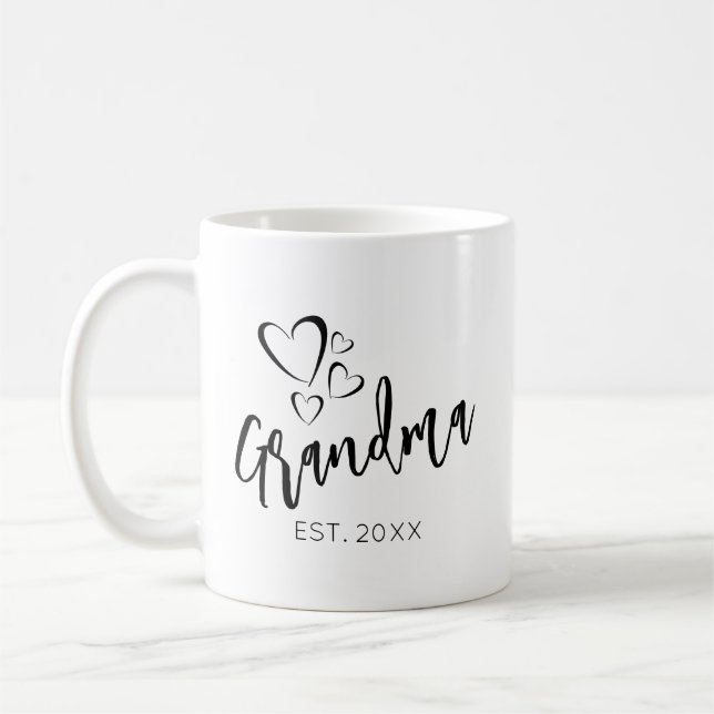 Mug Grandma de script esquissé à la main Année établie (Gauche)