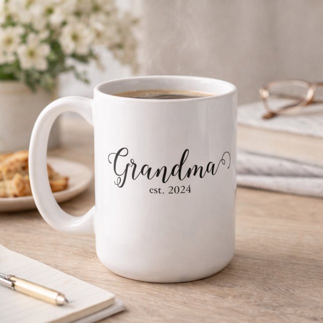 Mug Grandma Est Modern Black Script Custom Date (Créateur téléchargé)