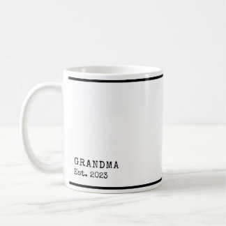 Mug Grandma Year Est Simple Noir et Blanc Machine à éc