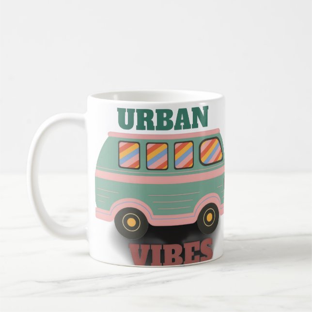 Mug Graphisme Rétro Fourgonnette Vibes Urbaines (Gauche)