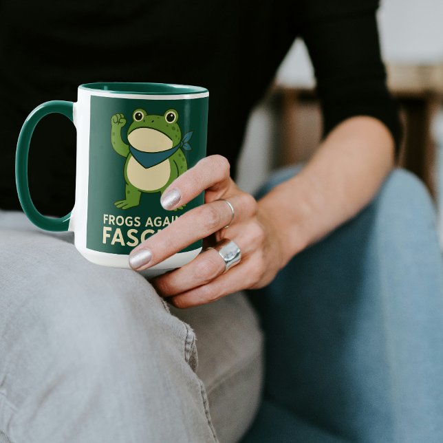 Mug Grenouilles Contre le Fascisme Manifestation de Gr (Créateur téléchargé)