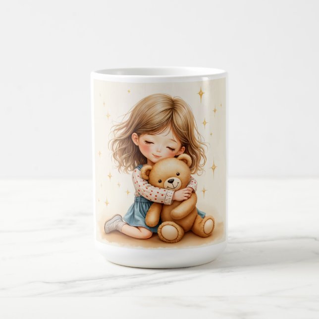 Mug Gros câlins - Jolie fille serrant l'ours en peluch (Centre)