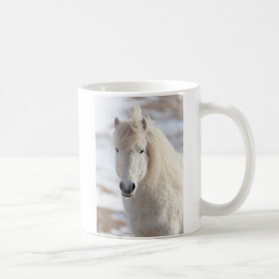 Mug Gros plan d'un cheval islandais blanc