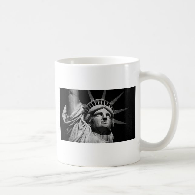 Mug Gros plan Statue blanche noire de la Liberté New Y (Droite)