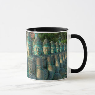 Mug Gros plan sur les sculptures d'artistes