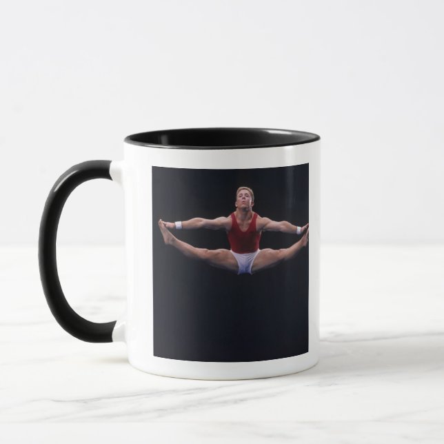 Mug Gymnaste masculin exécutant sur l'exercice de (Gauche)