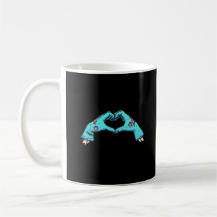 Mug Halloween Coeur des mains Zombie Éffrayant
