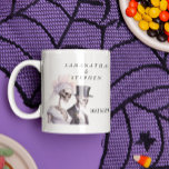 Mug Halloween Mariage Skeleton Couple<br><div class="desc">Cette conception peut être personnalisée dans la zone fournie en modifiant la photo et/ou le texte. Vous pouvez également le customiser en cliquant sur Personnaliser ce Modèle, puis en choisissant l'option cliquer pour customiser et supprimer ou modifier la couleur de l'arrière - plan, ajouter du texte, modifier la couleur ou...</div>