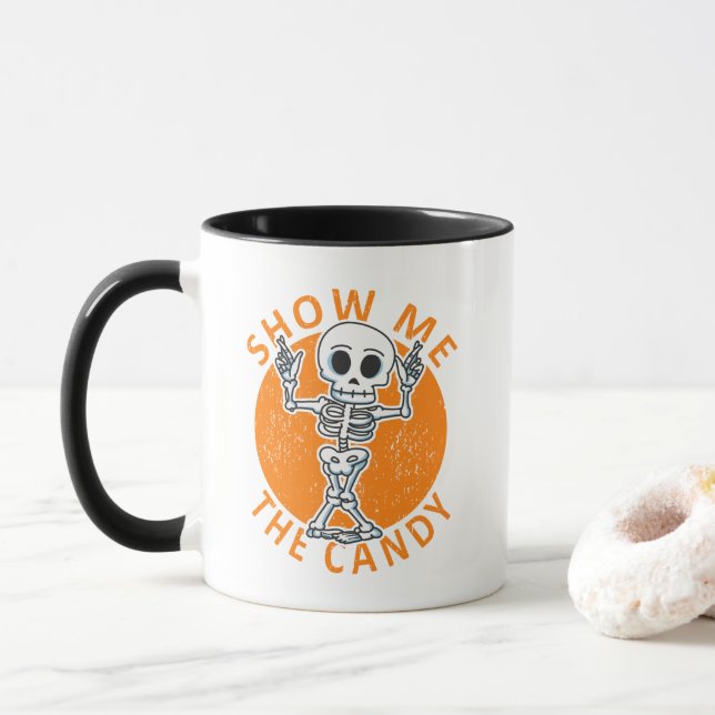 Mug Halloween Me Montrez-Moi Le Squelette Candy (Avec donut)