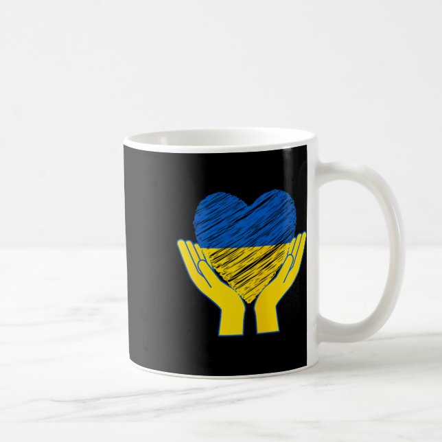 Mug Hands Off Ukraine Dans la manifestation ukrainienn (Droite)